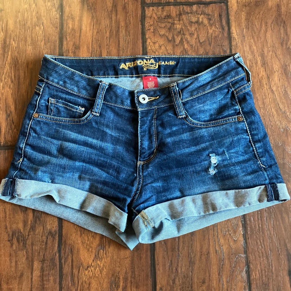 Women’s Shorts. Size 5. Dark Wash mid rise jean shorts.
